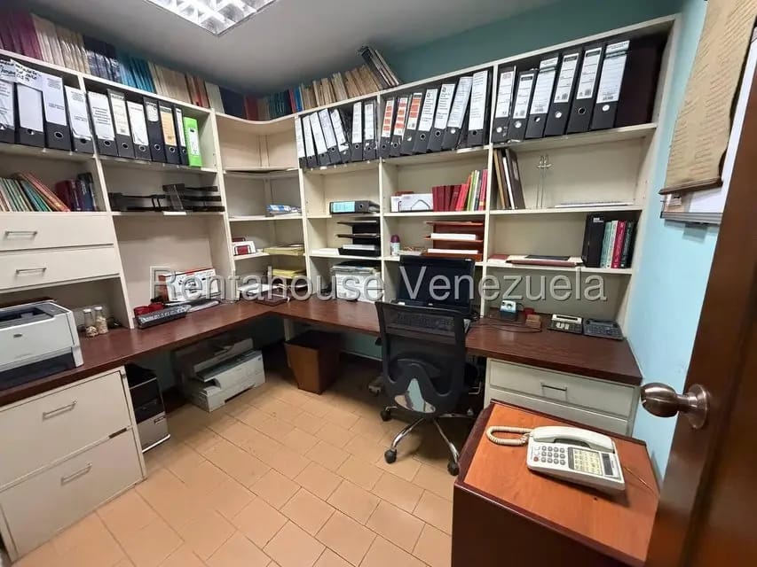 Comercial (Oficina) en Venta en Parroquia La Candelaria, Distrito Metropolitano - 11