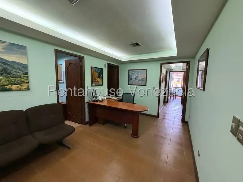 Comercial (Oficina) en Venta en Parroquia La Candelaria, Distrito Metropolitano - 4