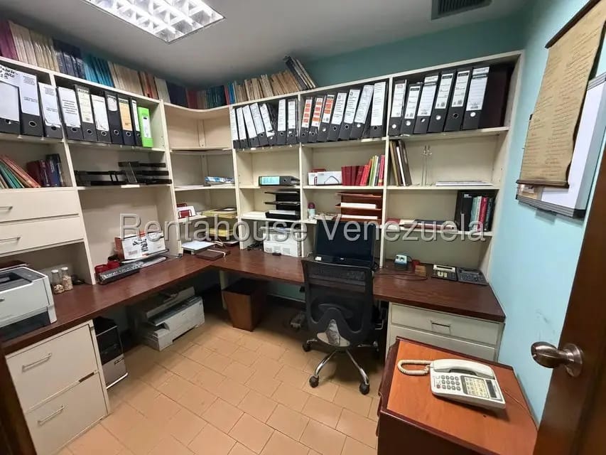Comercial (Oficina) en Venta en Parroquia La Candelaria, Distrito Metropolitano - 5