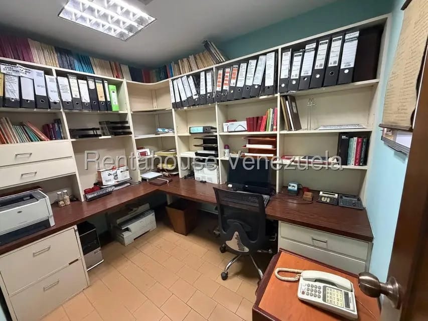 Comercial (Oficina) en Venta en Parroquia La Candelaria, Distrito Metropolitano - 10