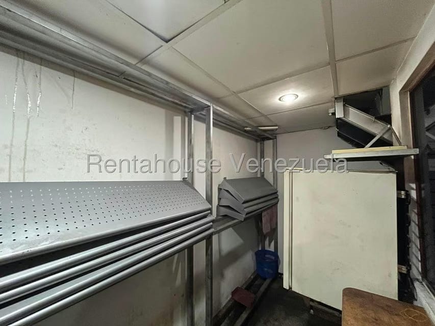 Comercial (Local Comercial) en Alquiler en Petare, Distrito Metropolitano - 14
