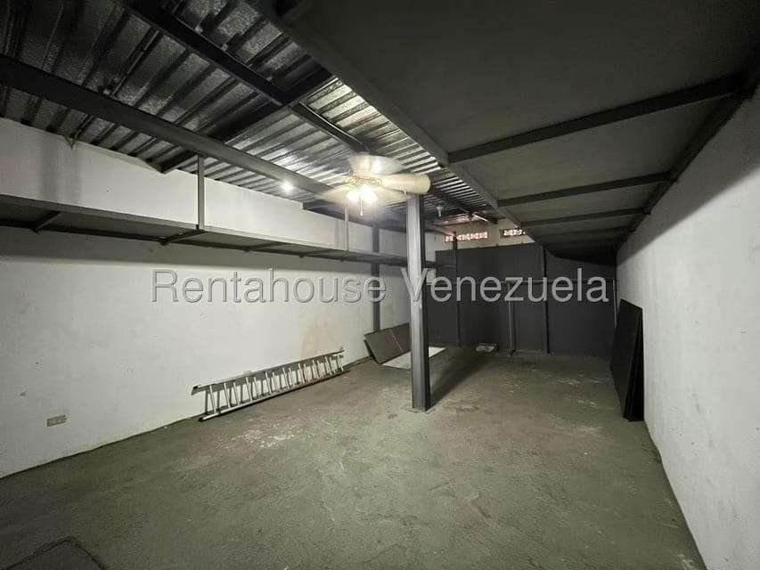 Comercial (Local Comercial) en Alquiler en Petare, Distrito Metropolitano - 17
