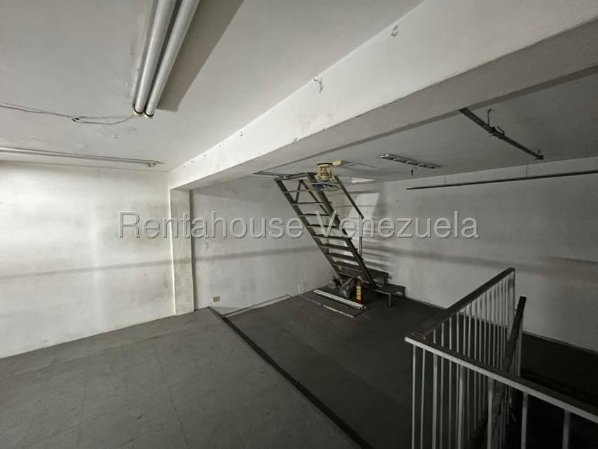 Comercial (Local Comercial) en Alquiler en Petare, Distrito Metropolitano - 10