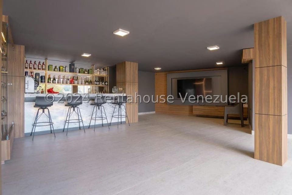 Casa (Multipes Niveles) en Venta en Los Naranjos del Cafetal, Distrito Metropolitano - 45