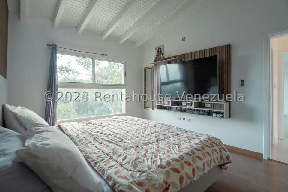 Casa (Multipes Niveles) en Venta en Los Naranjos del Cafetal, Distrito Metropolitano - 69