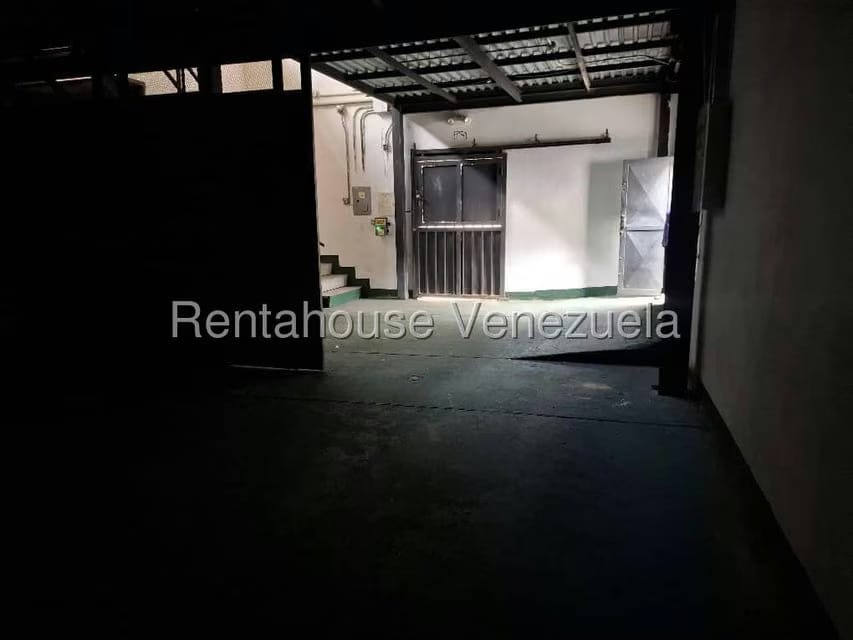 Comercial (Local Comercial) en Venta en Sarria, Distrito Metropolitano - 6