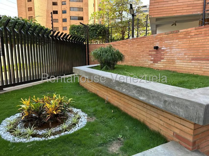 Apartamento (1 Nivel) en Alquiler en Bellas Artes, Zulia - 2
