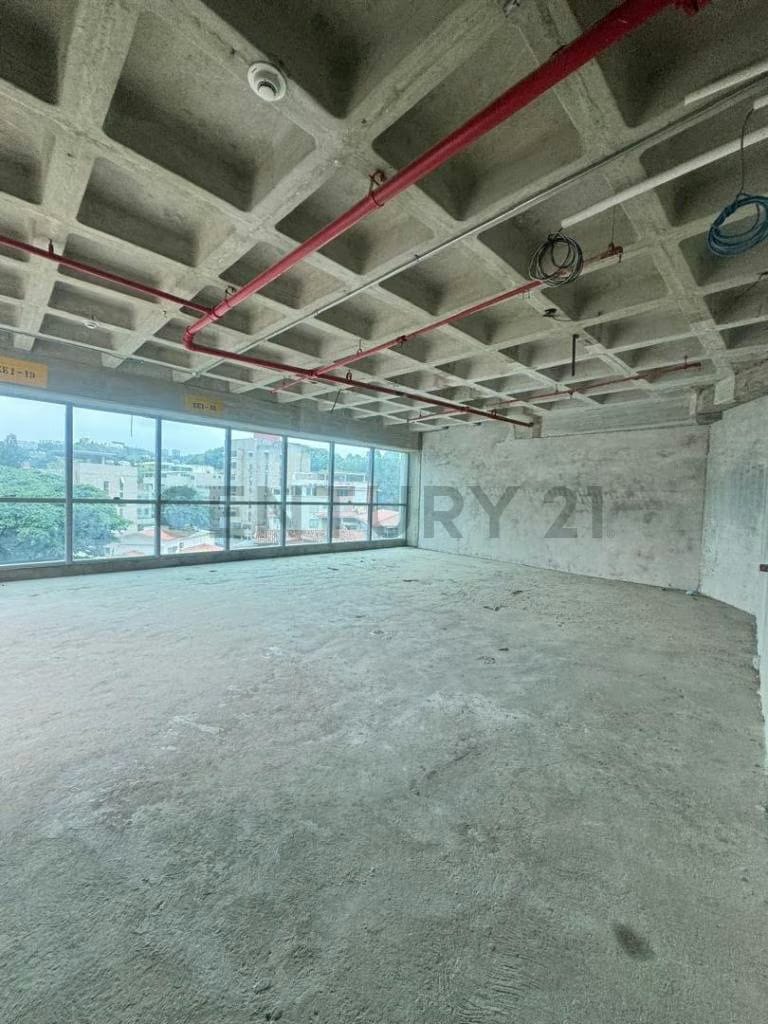 En Venta Oficina En Obra Gris en la Torre Jalisco en Las Mercedes - 13
