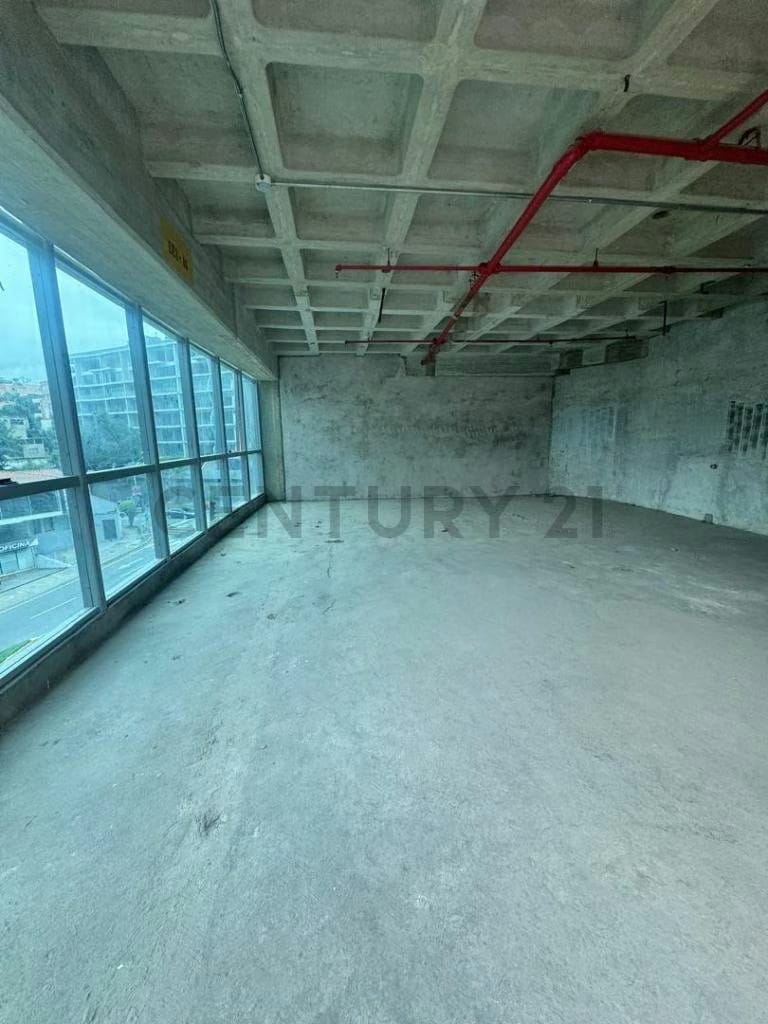En Venta Oficina En Obra Gris en la Torre Jalisco en Las Mercedes - 4