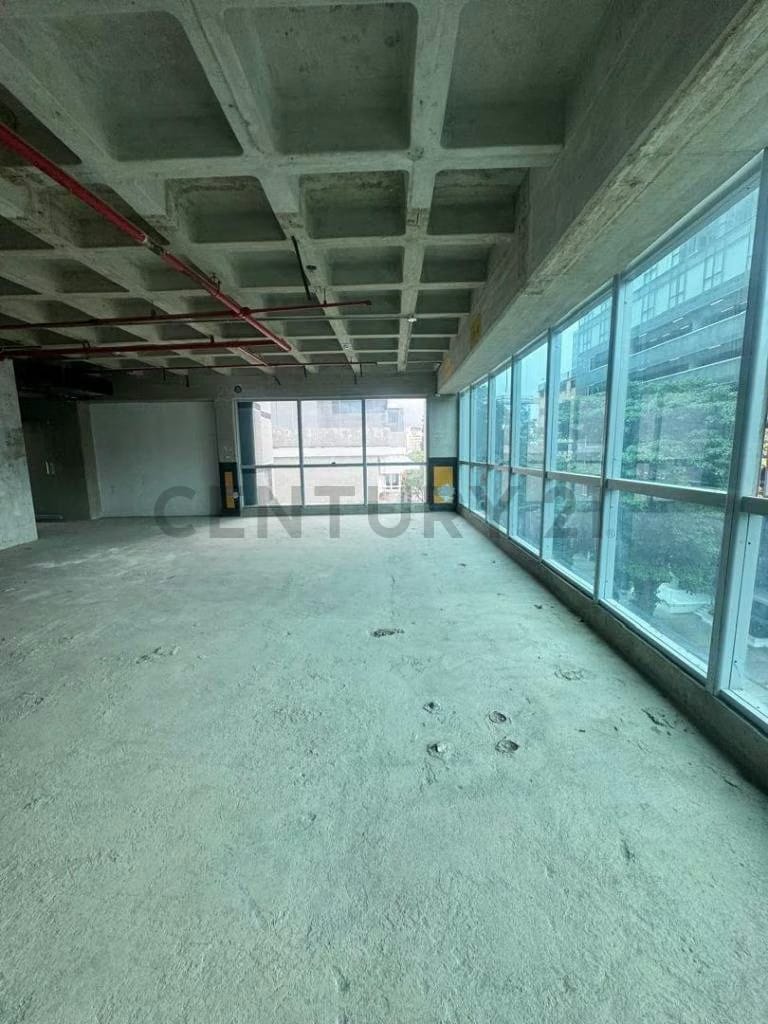 En Venta Oficina En Obra Gris en la Torre Jalisco en Las Mercedes - 6
