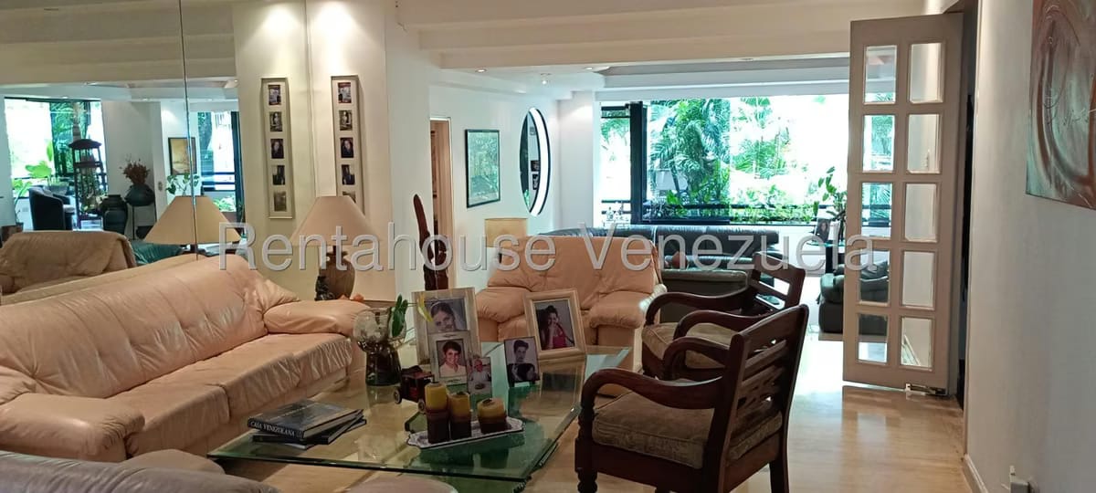 Apartamento (Multiples Niveles) en Alquiler en La Castellana, Distrito Metropolitano
