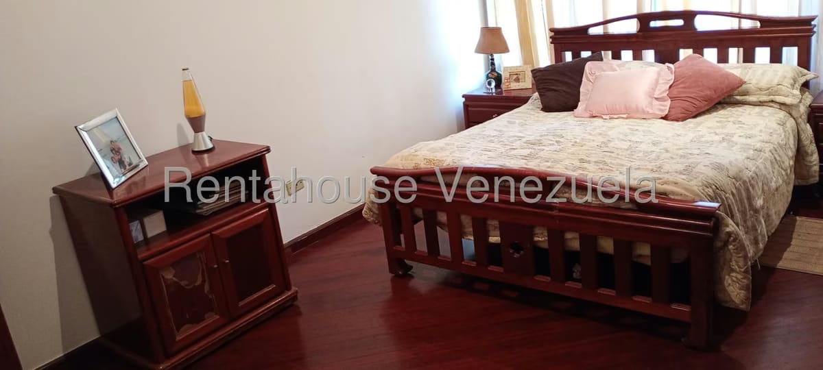 Apartamento (Multiples Niveles) en Alquiler en La Castellana, Distrito Metropolitano - 11