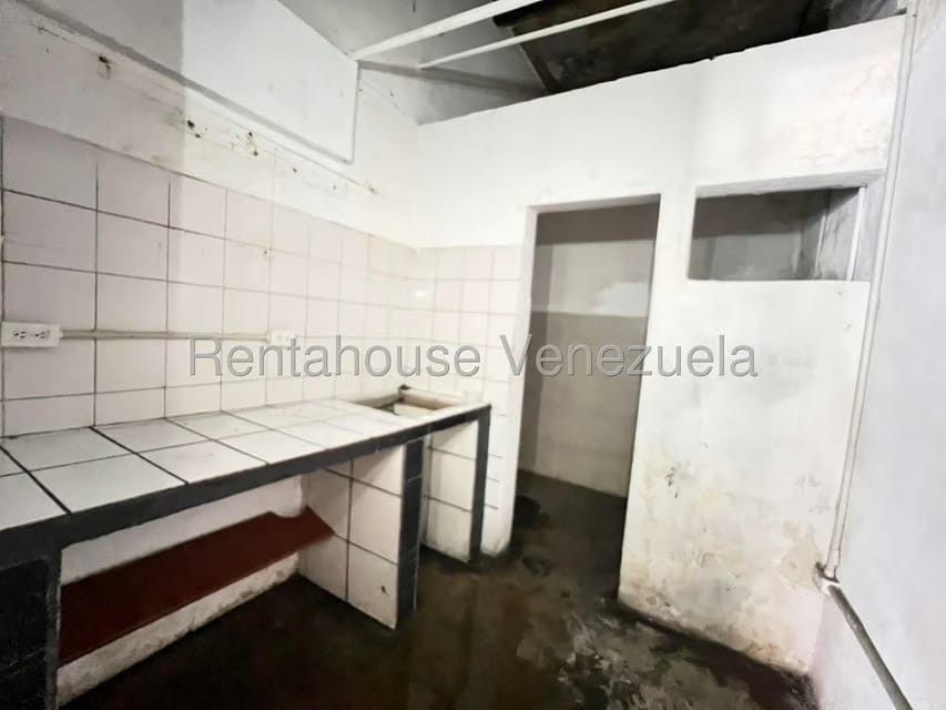 Casa (Multipes Niveles) en Venta en Centro, Aragua - 13