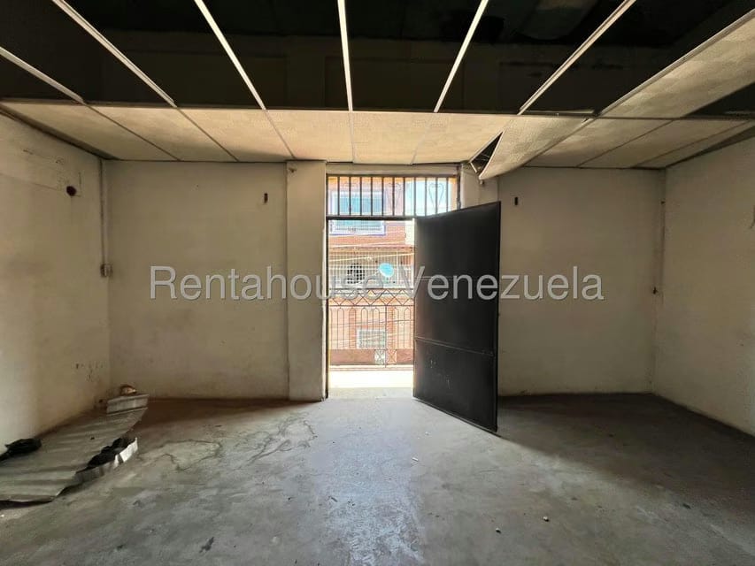 Casa (Multipes Niveles) en Venta en Centro, Aragua - 25