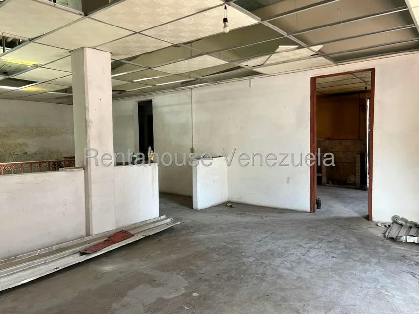 Casa (Multipes Niveles) en Venta en Centro, Aragua - 30