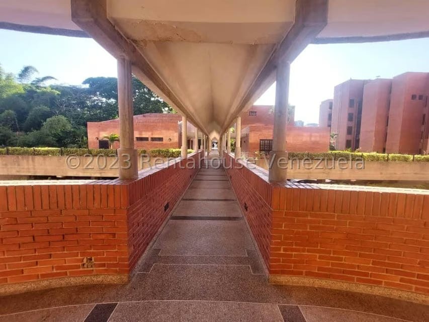 Apartamento (1 Nivel) en Venta en Miranda, Distrito Metropolitano - 2