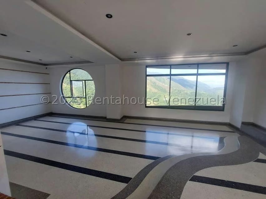 Apartamento (1 Nivel) en Venta en Miranda, Distrito Metropolitano - 3