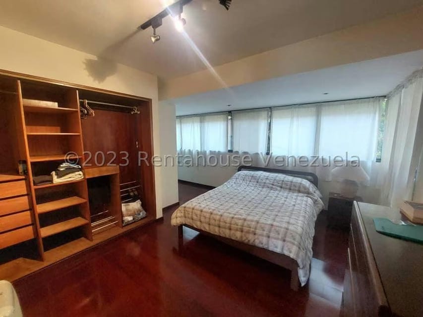 Apartamento (1 Nivel) en Venta en Miranda, Distrito Metropolitano - 22
