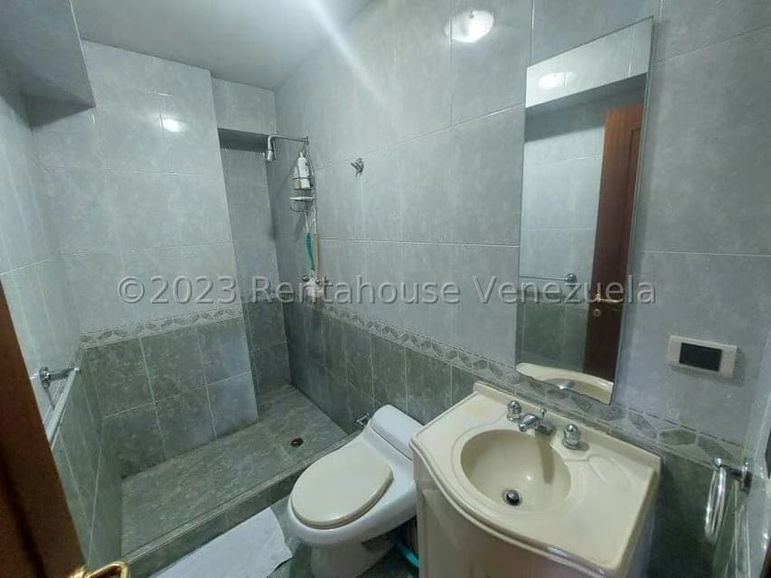 Apartamento (1 Nivel) en Venta en Miranda, Distrito Metropolitano - 31