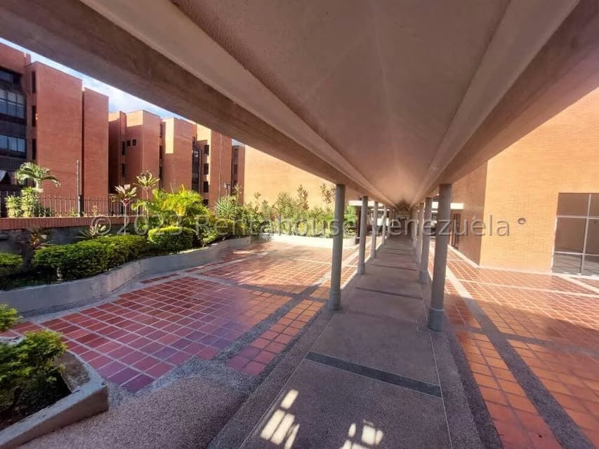 Apartamento (1 Nivel) en Venta en Miranda, Distrito Metropolitano - 38