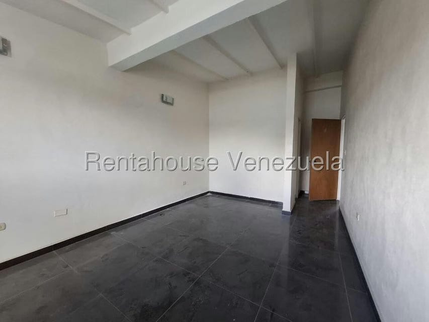 Casa (Duplex) en Alquiler en Trapiche Villas, Lara - 19