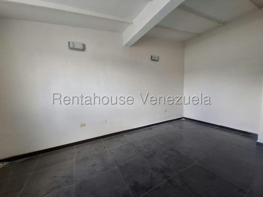 Casa (Duplex) en Alquiler en Trapiche Villas, Lara - 20