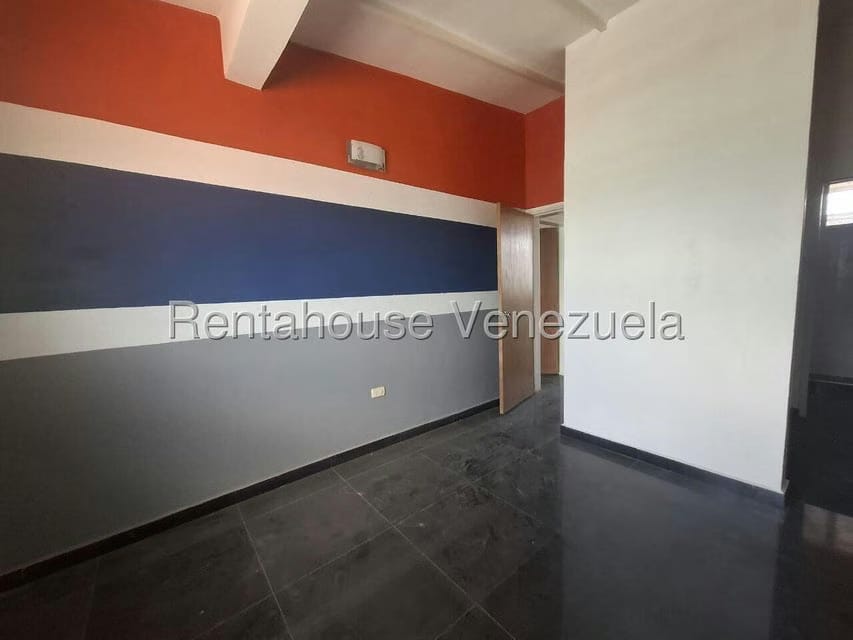 Casa (Duplex) en Alquiler en Trapiche Villas, Lara - 25