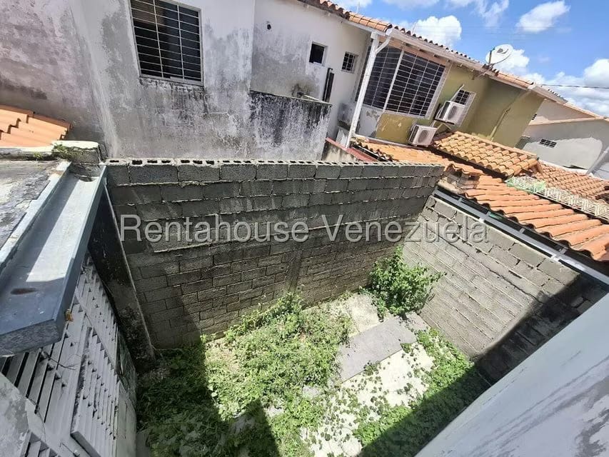 Casa (Duplex) en Alquiler en Trapiche Villas, Lara - 33