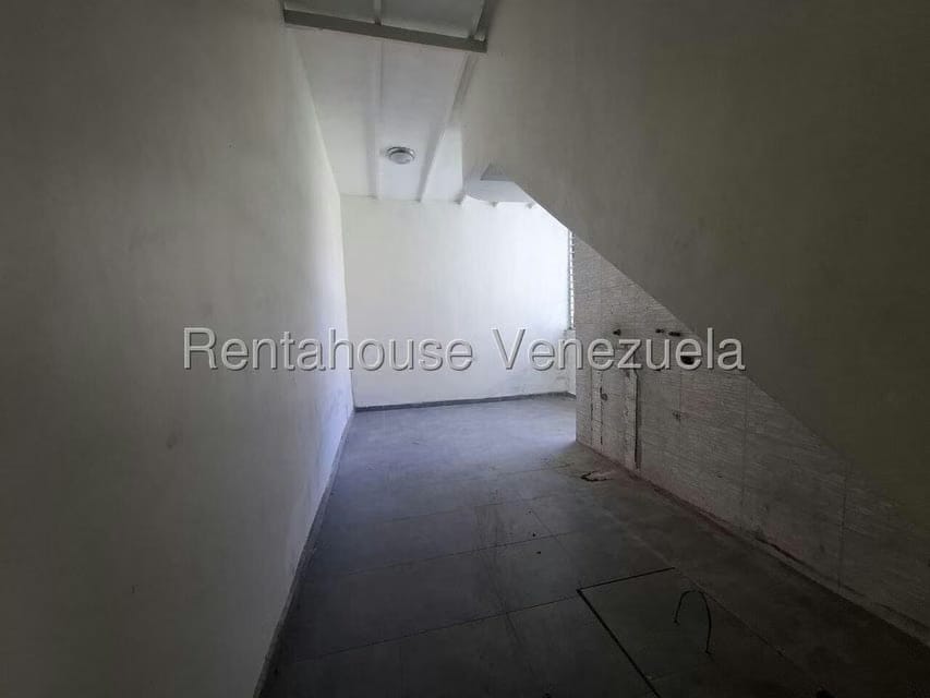 Casa (Duplex) en Alquiler en Trapiche Villas, Lara - 10