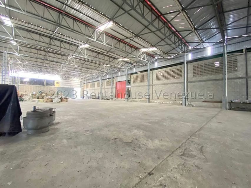 Comercial (Local Comercial) en Venta en Zona Industrial 2, Lara - 11
