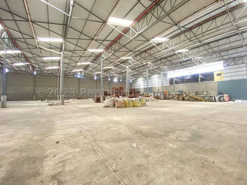 Comercial (Local Comercial) en Venta en Zona Industrial 2, Lara - 16