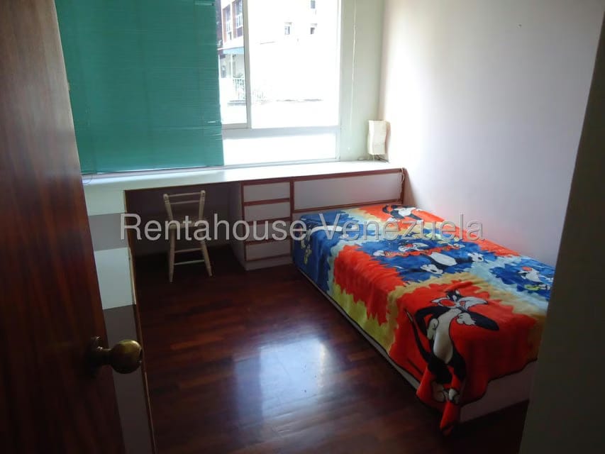 Apartamento (1 Nivel) en Alquiler en La Campiña, Distrito Metropolitano - 11