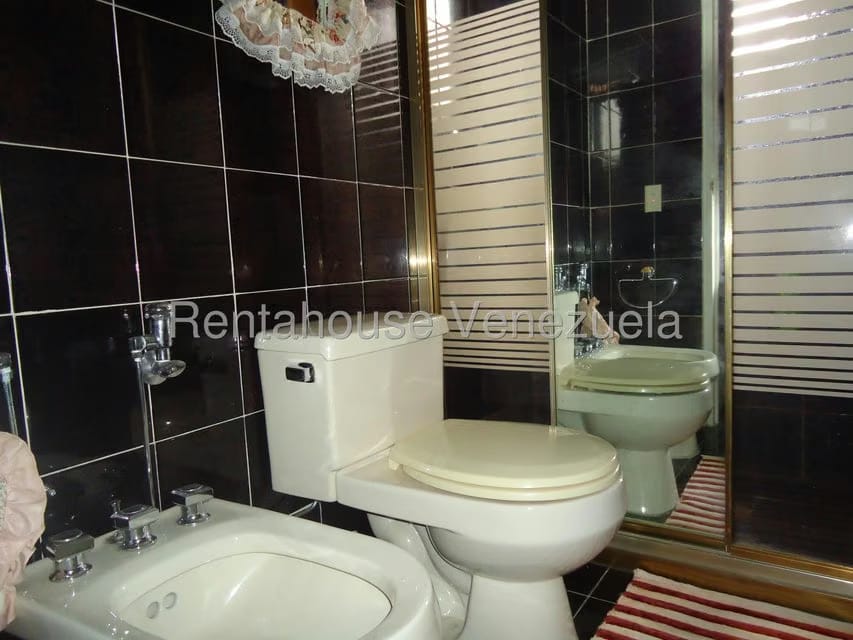 Apartamento (1 Nivel) en Alquiler en La Campiña, Distrito Metropolitano - 6