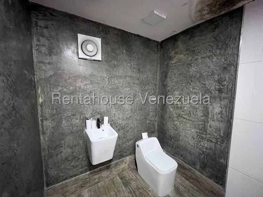 Comercial (Local Comercial) en Venta en Zona Centro, Aragua - 43