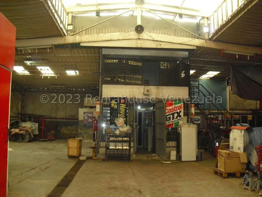 Comercial (Galpon - Deposito) en Venta en Boleita Sur, Distrito Metropolitano - 16
