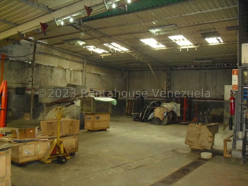 Comercial (Galpon - Deposito) en Venta en Boleita Sur, Distrito Metropolitano - 26