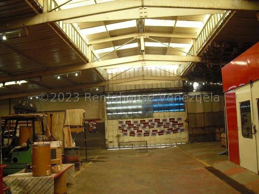 Comercial (Galpon - Deposito) en Venta en Boleita Sur, Distrito Metropolitano - 31