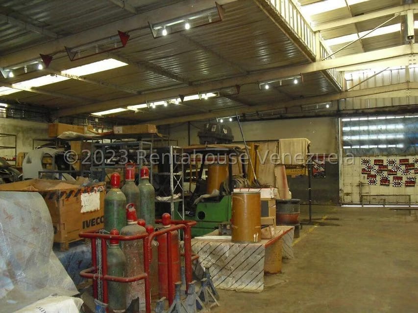 Comercial (Galpon - Deposito) en Venta en Boleita Sur, Distrito Metropolitano - 33