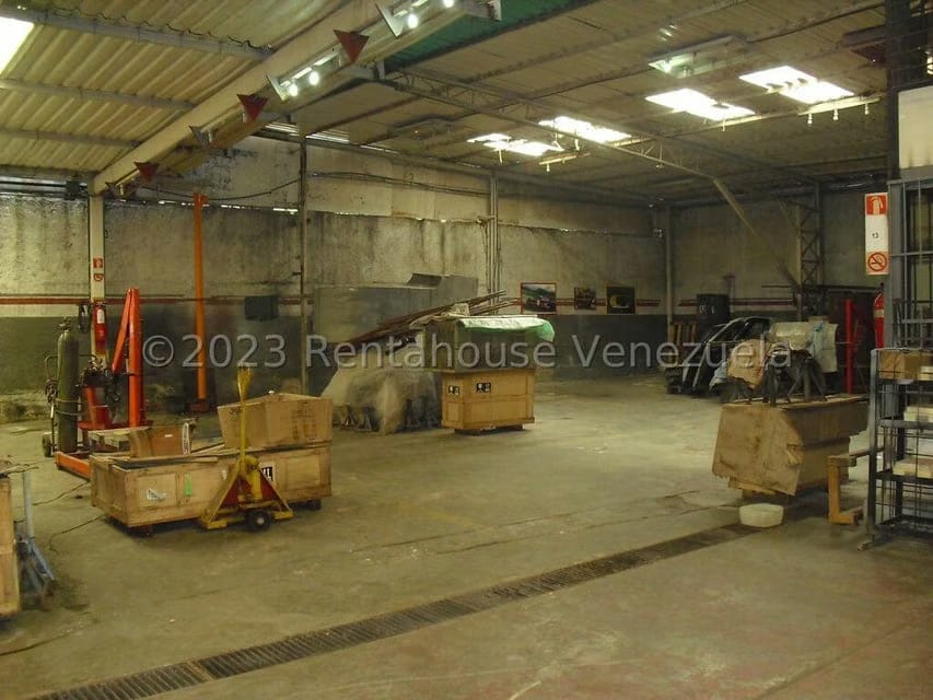Comercial (Galpon - Deposito) en Venta en Boleita Sur, Distrito Metropolitano - 37