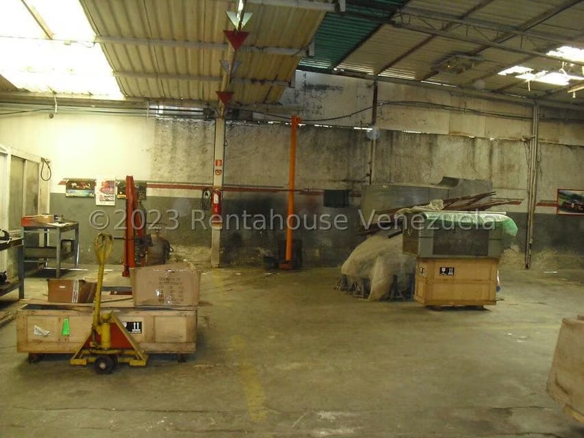Comercial (Galpon - Deposito) en Venta en Boleita Sur, Distrito Metropolitano - 42