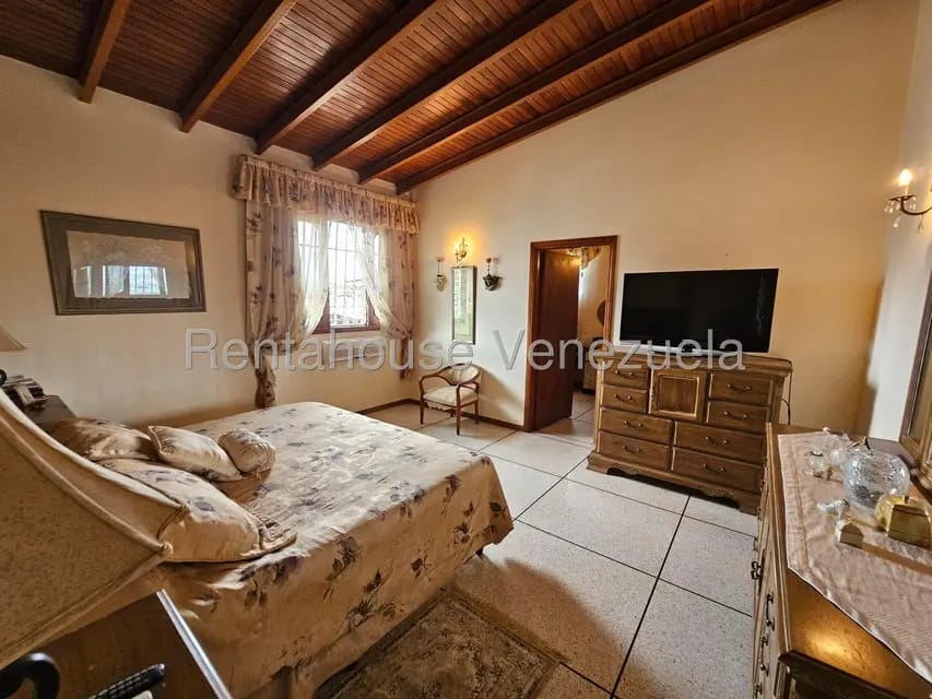 Casa (Multipes Niveles) en Venta en Prados del Este, Distrito Metropolitano - 20