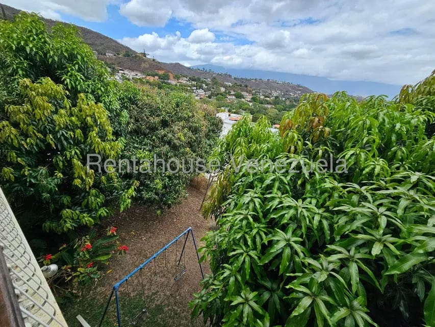 Casa (Multipes Niveles) en Venta en Prados del Este, Distrito Metropolitano - 45