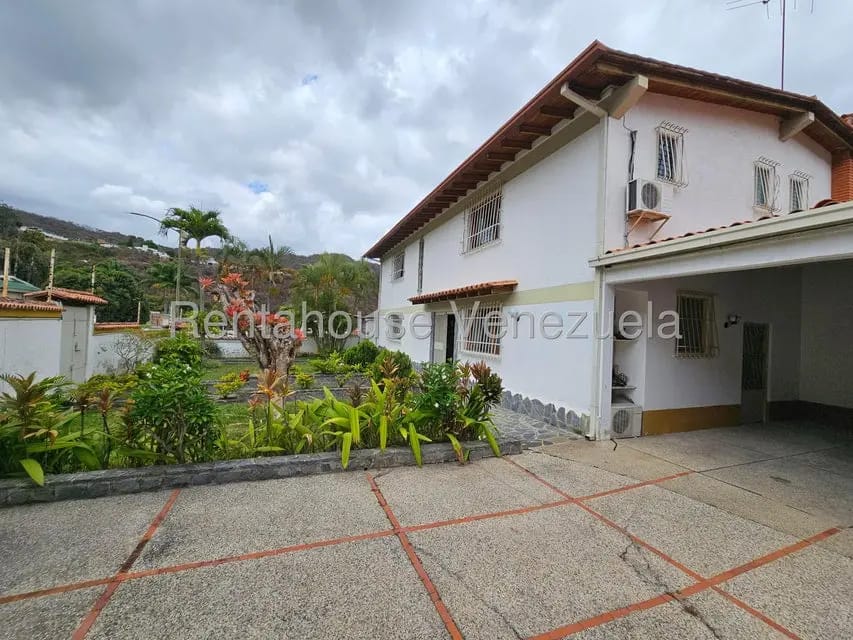 Casa (Multipes Niveles) en Venta en Prados del Este, Distrito Metropolitano - 49