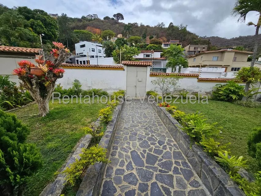 Casa (Multipes Niveles) en Venta en Prados del Este, Distrito Metropolitano - 50