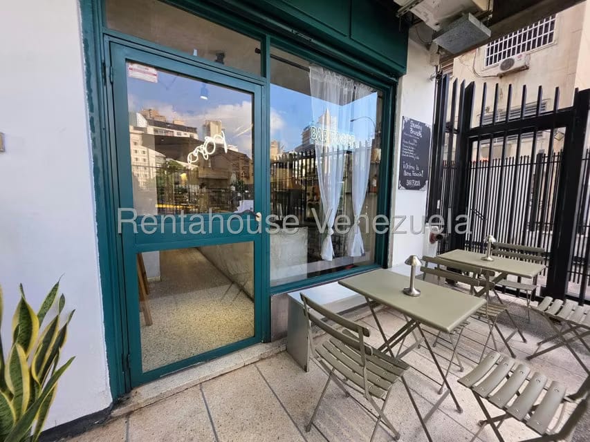 Comercial (Local Comercial) en Alquiler en Altamira, Distrito Metropolitano - 8