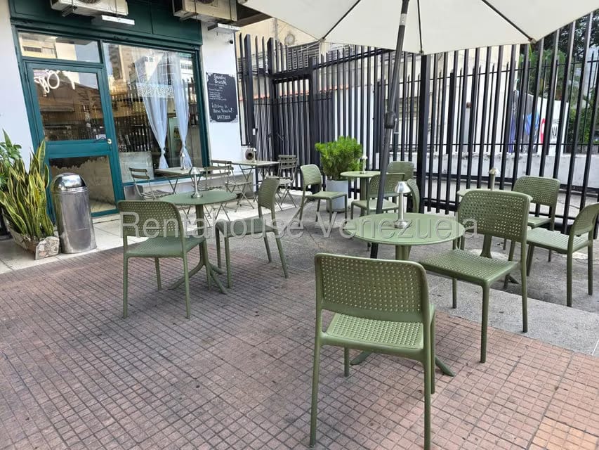 Comercial (Local Comercial) en Alquiler en Altamira, Distrito Metropolitano - 9