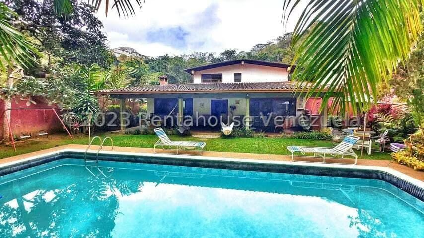Casa (Multipes Niveles) en Alquiler en Colinas del Tamanaco, Distrito Metropolitano