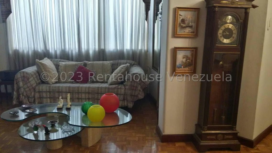 Apartamento (1 Nivel) en Venta en Las Mercedes, Distrito Metropolitano - 3