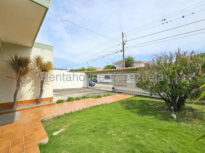 Casa (Duplex) en Venta en Barici, Lara - 42