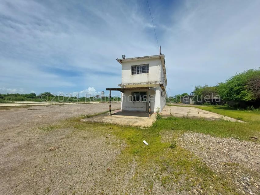 Terreno (Comercial) en Venta en Avenida Intercomunal, Zulia - 13